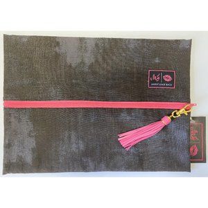 Makeup Junkie  Charcoal with Pink Zipper NEW  Large
